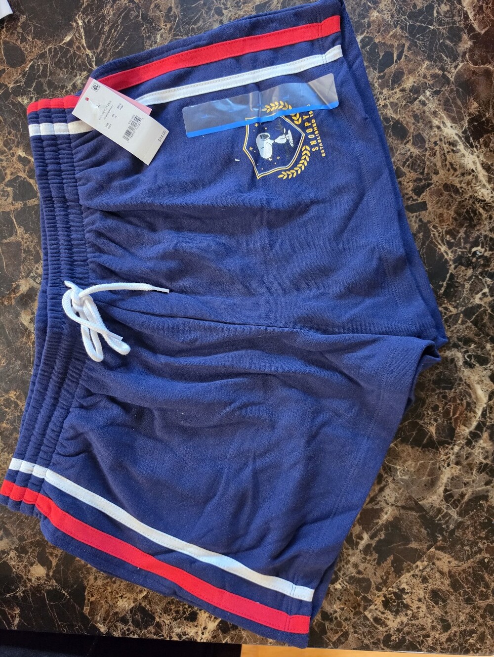 🔥 NWT SNOOPY Navy Drawstring Shorts with Red & Light Blue Trim (Size: L)